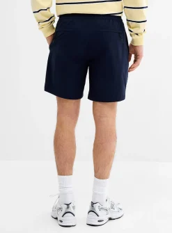 Lightweight stretch nylon short