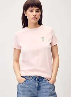 Little embroidery tee