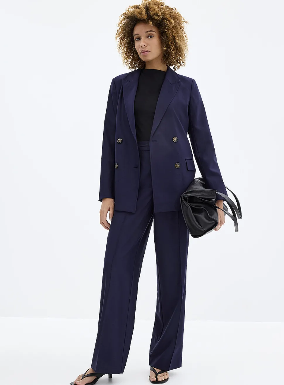 Long double-breasted blazer