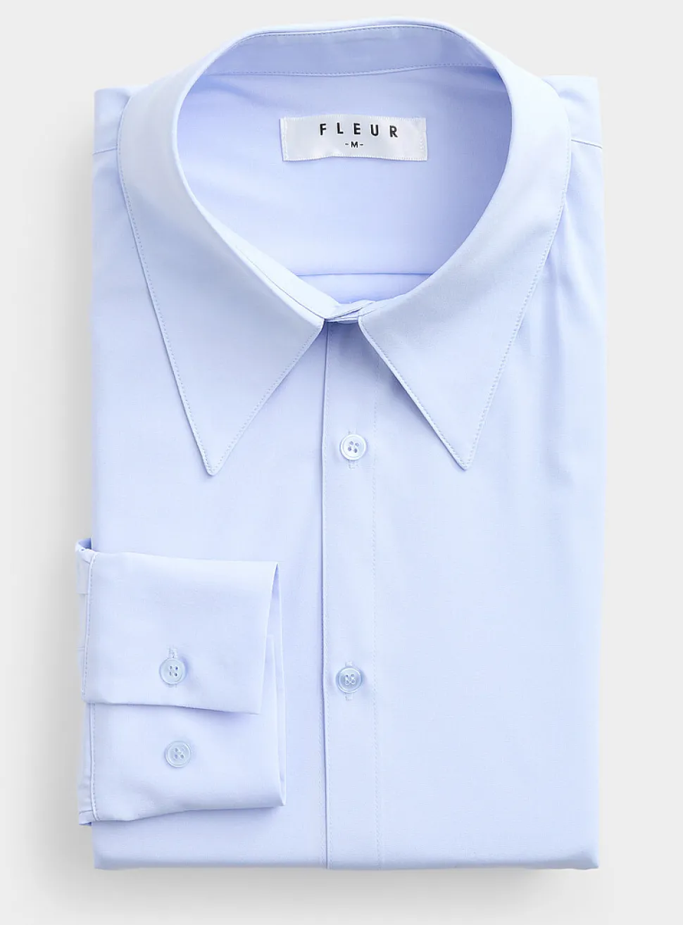 Long-point-collar shirt