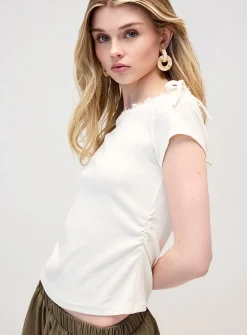 Loops and lace off-shoulder T-shirt