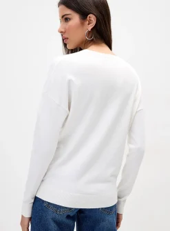 Loose crew-neck sweater