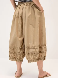 Loose fabric bloomer pant