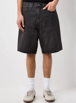 Loose medium-blue jean short