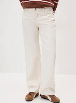 Low-rise wide-leg jean