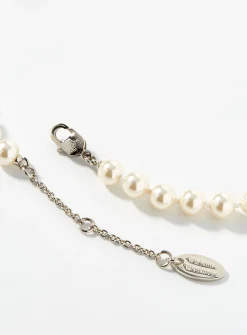 Lucrece pearl pendant necklace