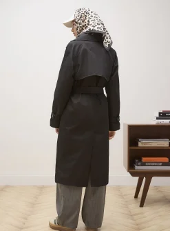 Marbled-button twill trench