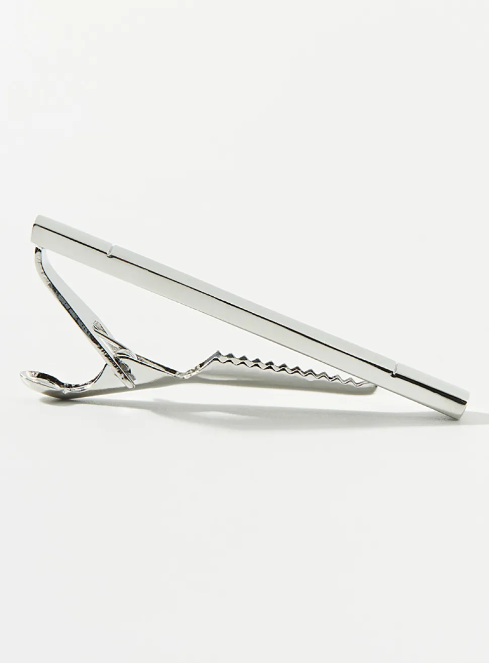 Matte-accent silver tie clip