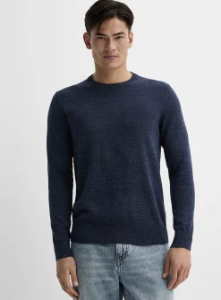 Minimalist crew-neck sweater
