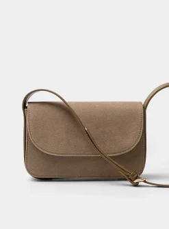 Minimalist crossbody bag