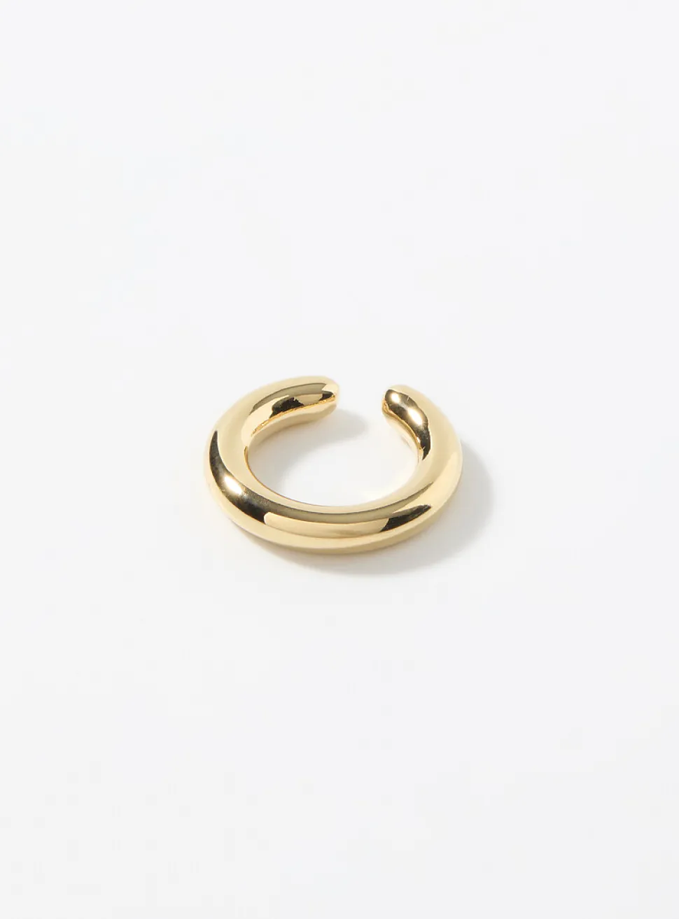 Minimalist gold ear cuff