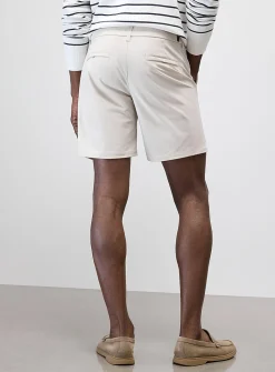 Minimalist stretch short