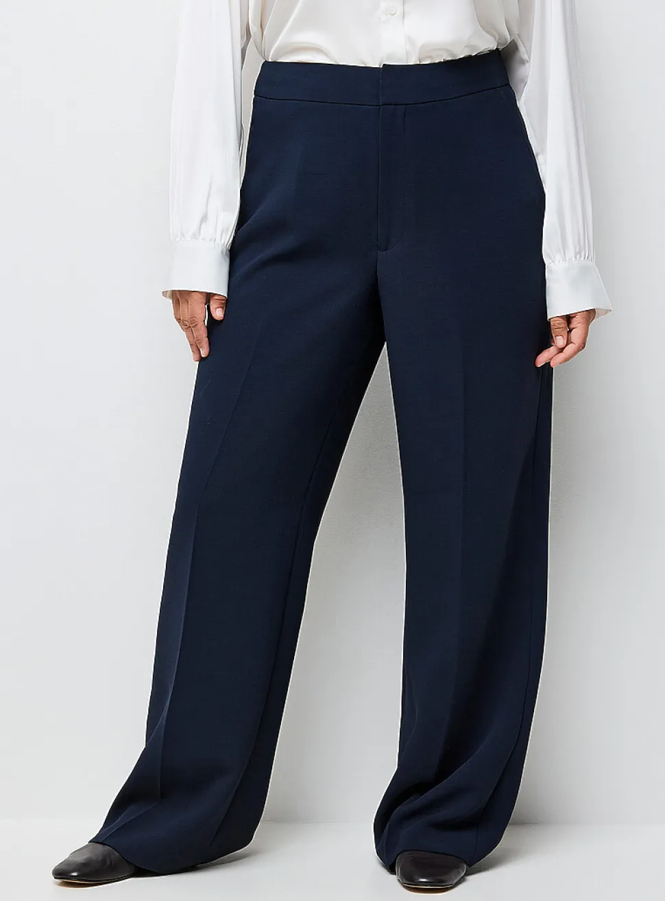 Moderne textured crepe pant