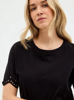 Organic cotton broderie anglaise slub T-shirt
