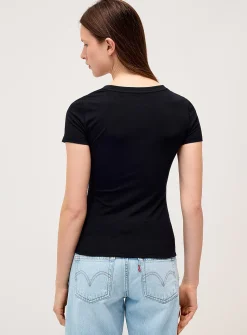 Organic cotton V-neck T-shirt