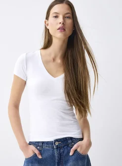 Organic cotton V-neck t-shirt