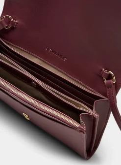 Organized minimalist clutch
