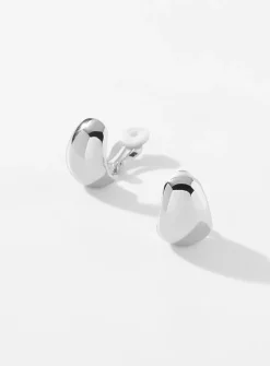 Oval wide half-hoops