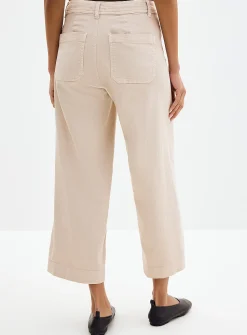 Patch pockets stretch denim pant