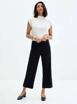 Patch-pocket stretch twill pant