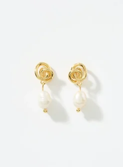 Pearl and bow earrings