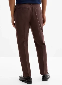 Pleated chinos