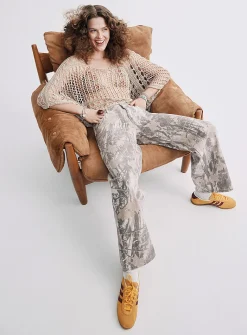 Printed low-rise baggy jean