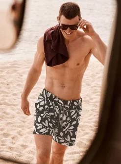 Printed stretch swim short