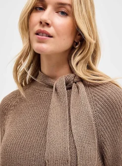 Pure cotton lavallière-neck sweater