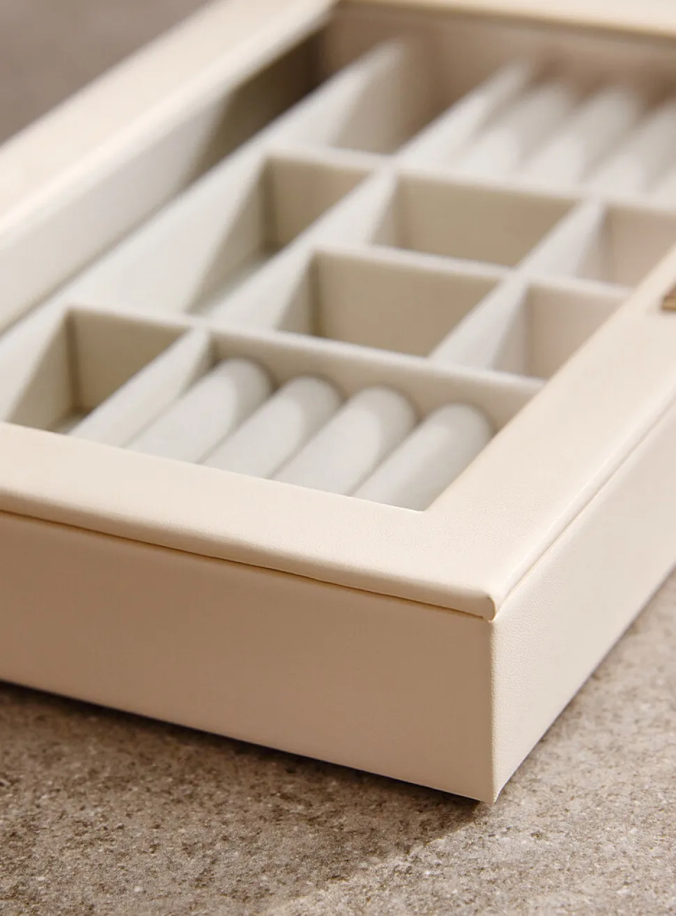 Rectangular faux-leather jewellery box