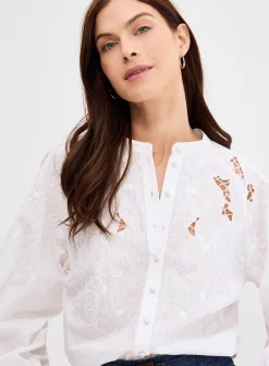 Richelieu embroidery stand-collar blouse
