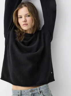 Rolled hem bouclé knit sweater