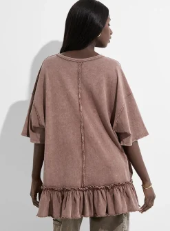 Ruffled oversized T-shirt