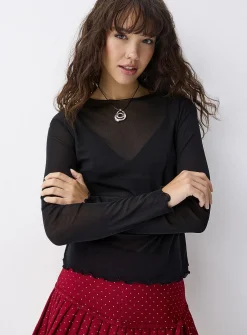Ruffled trim mesh T-shirt