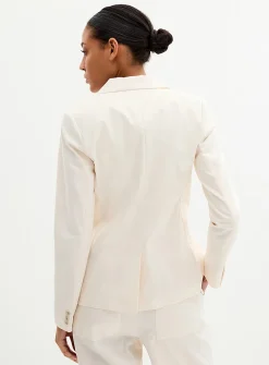 Satiny patch-pocket blazer