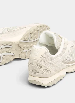 Sea salt and linen 204L sneakers