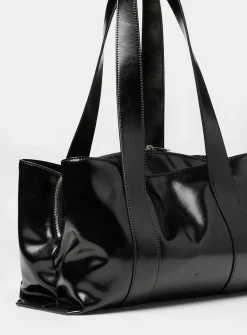 Shell Duffel glossy leather shoulder bag