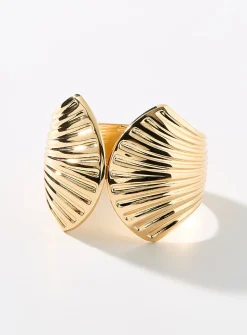 Shells cuff bracelet