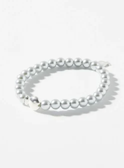 Shiny pearl bracelet