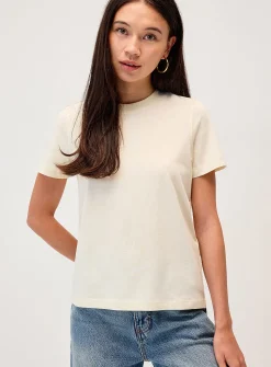Short-sleeve crew-neck tee