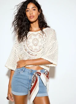 Short-sleeve cropped crocheted sweater