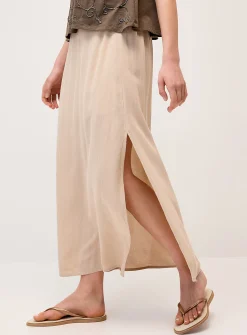 Side-slit textured crepe maxi skirt
