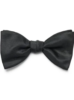 Silk bow tie