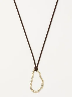 Sinuous hammered medallion cord necklace