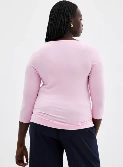 3/4-sleeve soft T-shirt