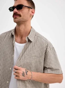 Small check shirt