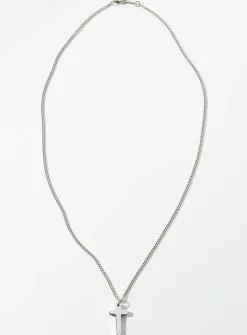 Small cross necklace