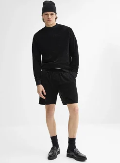 Solid chenille knit short