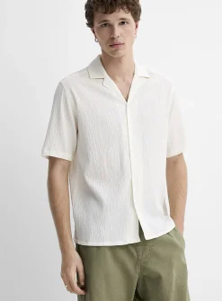Solid crinkled camp shirt