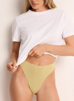 Solid high-cut essential thong